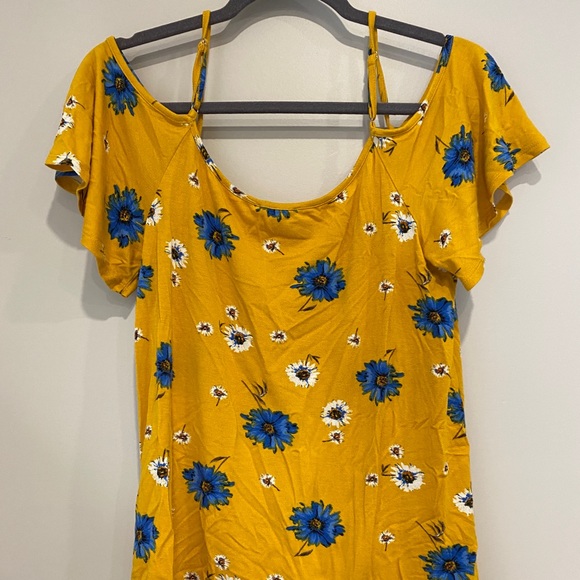•2/$25• Mustard Yellow & Blue Floral Cold Shoulder Top by Mine - Picture 3 of 3